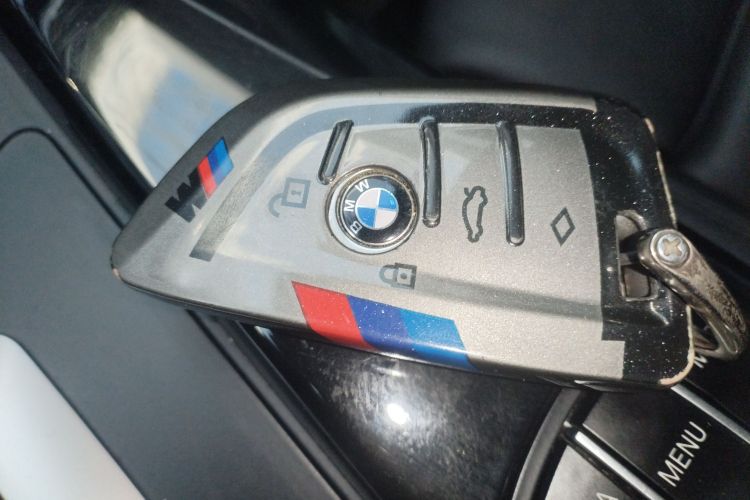 宝马3系 2018款 320Li 领先型M运动套装中控内饰11