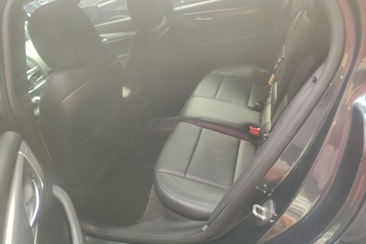 凯迪拉克CT5 2021款 改款 28T 豪华型中控内饰21