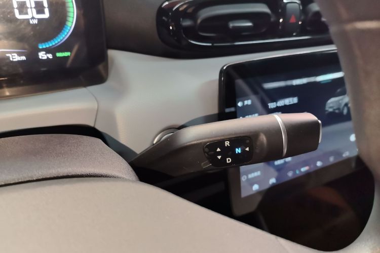 零跑汽车 零跑T03 2022款 皓玉版中控内饰18