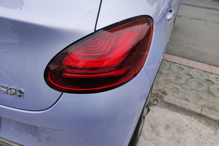 五菱汽车 五菱缤果 2025款 410km 灵犀尊享款车身外观9