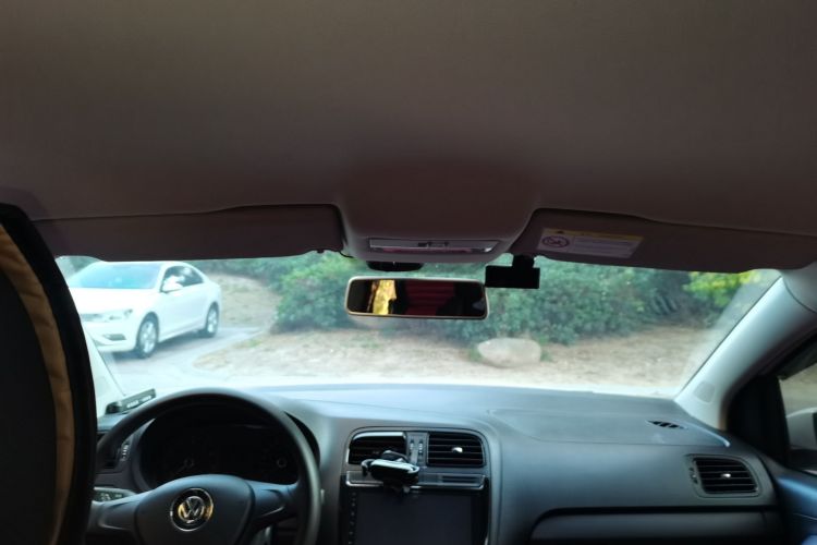 大众 Polo 2016款 1.4L 手动风尚型中控内饰22