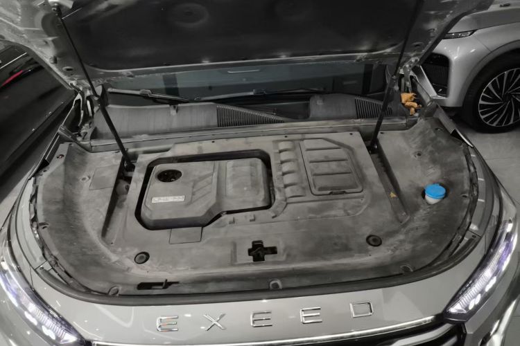 星途揽月 2024款 国际版 400T 四驱星尊 7座局部细节24