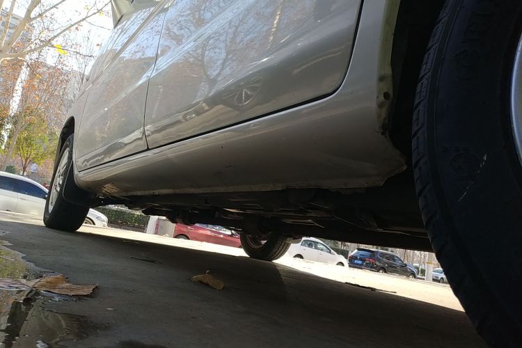 铃木 北斗星 2013款 创业版 1.0L 手动经济型局部细节9002