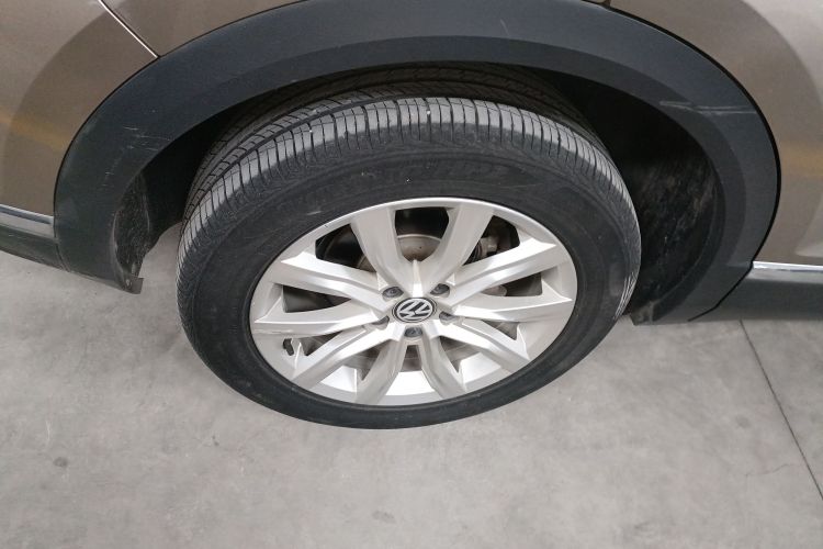 大众 T-ROC探歌 2020款 280TSI DSG两驱精英型车身外观6008