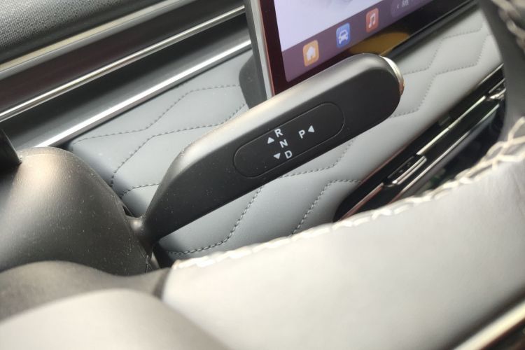 东风纳米 纳米01 2024款 焕新版 330 Plus智+中控内饰18