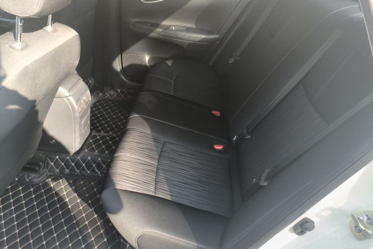 日产 轩逸 2021款 经典 1.6XE CVT舒适版中控内饰21