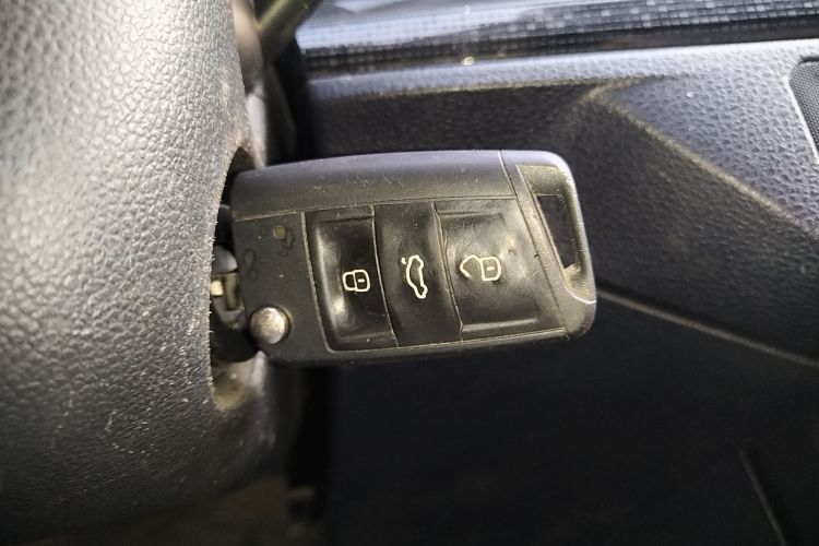 大众 朗逸 2023款 新锐 1.5L 自动新逸版中控内饰11