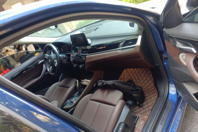 宝马X2 2021款 改款 sDrive25i M运动套装局部细节9005