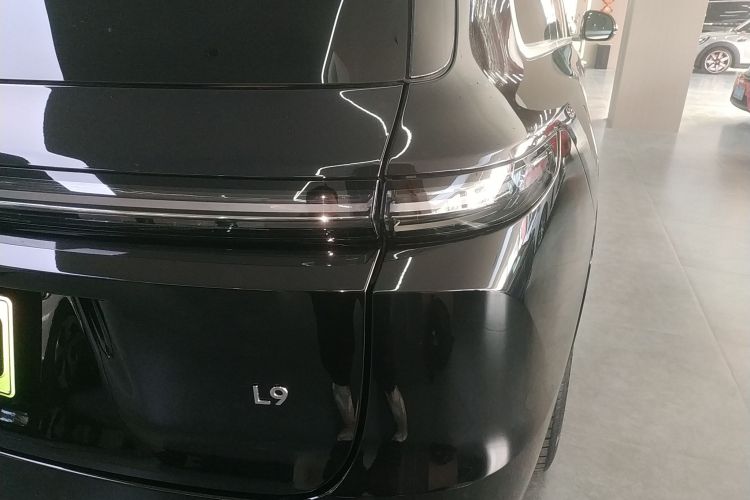 理想汽车 理想L9 2022款 Max车身外观9
