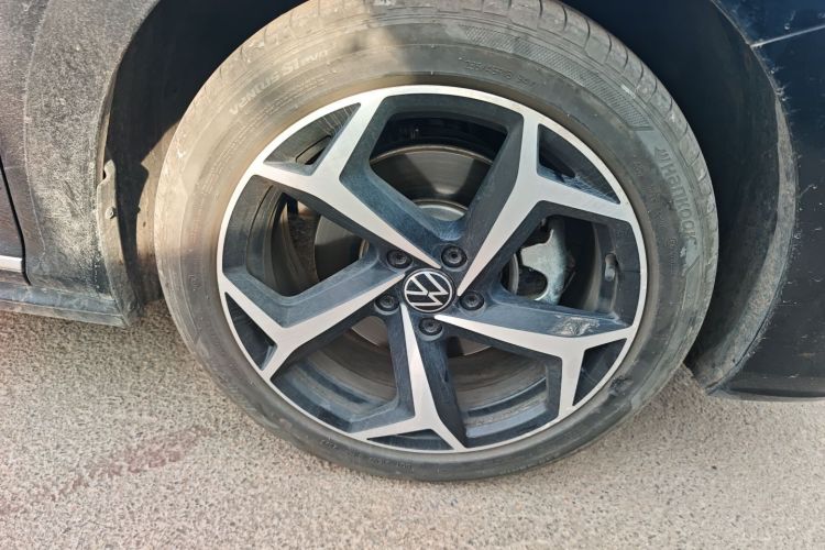 大众 帕萨特 2025款 出众款 380TSI 星空龙腾版车身外观10