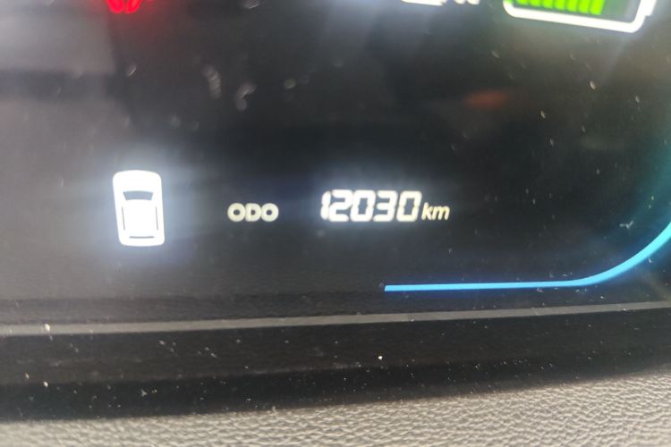 长安启源 长安Lumin 2022款 210km 香甜款中控内饰15