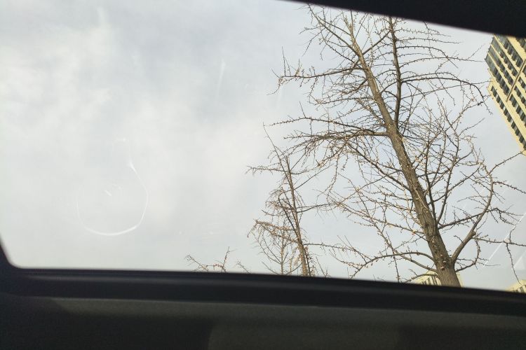 奔驰E级 2015款 E 200 L 运动型中控内饰22