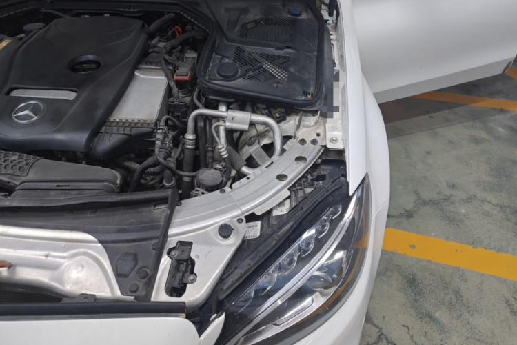 奔驰C级 2015款 C 180 L 运动型局部细节9006