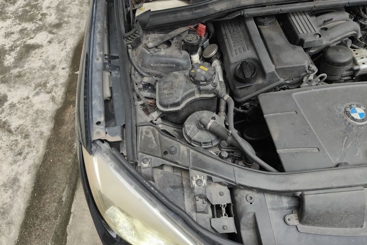 宝马X1 2013款 sDrive18i 时尚型局部细节9006