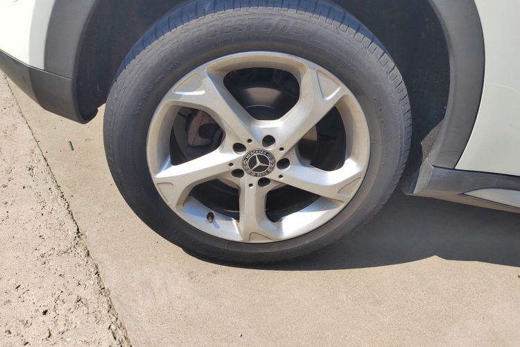 奔驰GLA 2018款 GLA 200 动感型车身外观6008