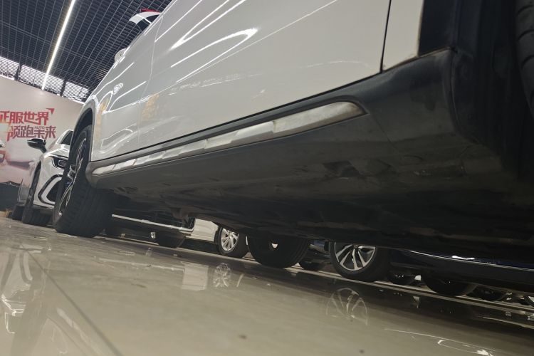 奔驰GLA 2018款 GLA 200 时尚型局部细节9001