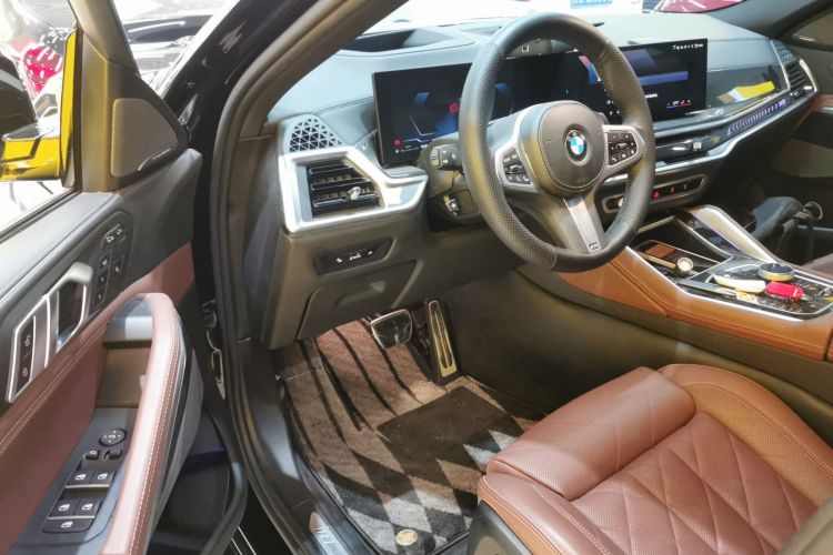 宝马X6 2023款 xDrive40i 尊享型 M运动套装中控内饰20