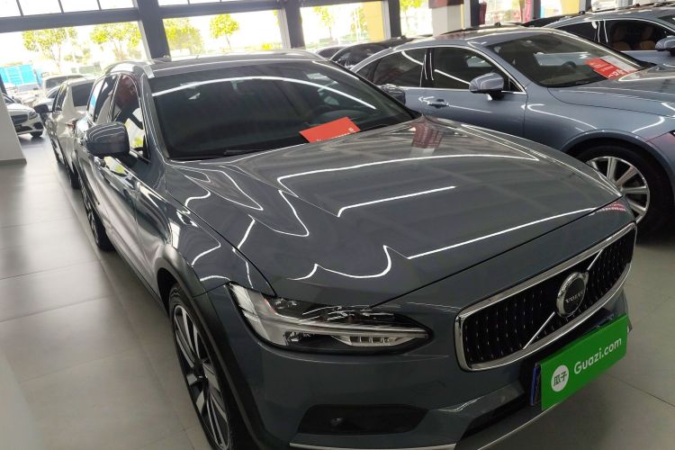 沃尔沃V90 2022款 Cross Country B5 AWD 智尊版车身外观6002
