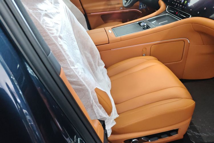 鸿蒙智行 问界M9 2025款 增程 Ultra版 52kWh 6座版局部细节41