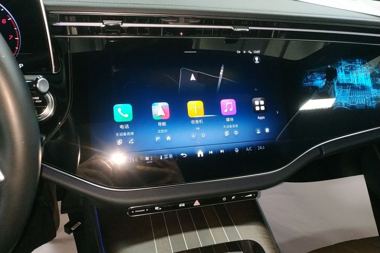 奔驰E级 2024款 E 300 L 豪华型中控内饰16