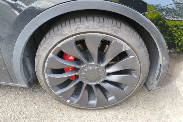 特斯拉 Model Y 2021款 Performance高性能全轮驱动版车身外观6007