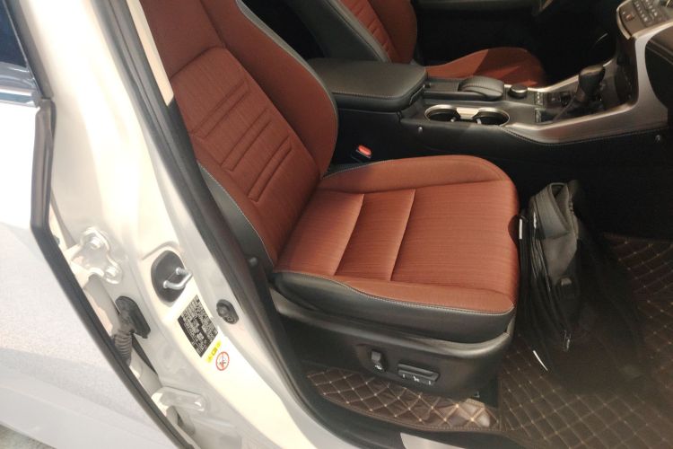 雷克萨斯NX 2015款 200 前驱 锋行版局部细节41