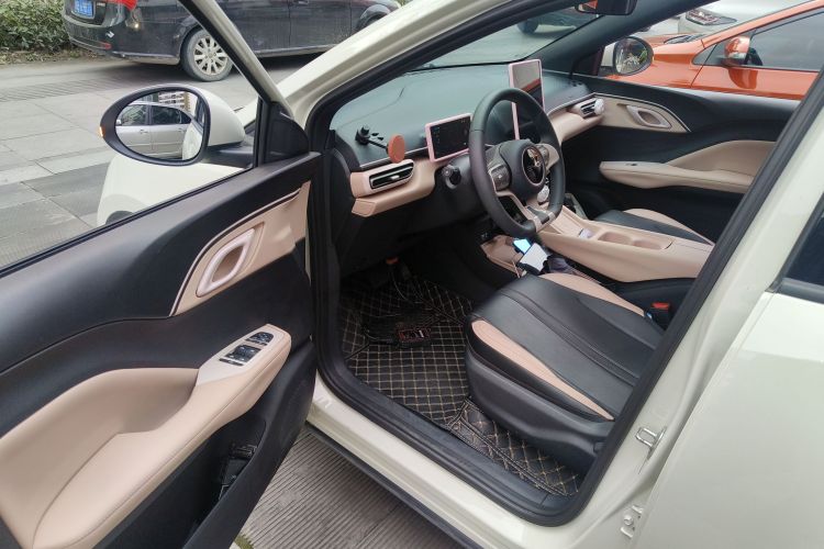 比亚迪 海鸥 2024款 荣耀版 305km 活力版中控内饰7003