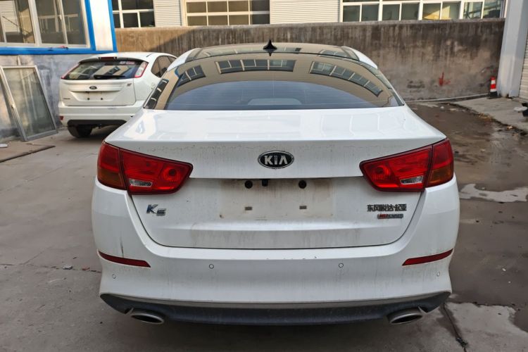 起亚K5 2014款 2.0L 自动LUXURY车身外观6