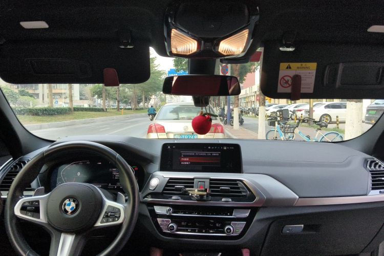 宝马X4 2020款 xDrive25i M运动套装中控内饰22
