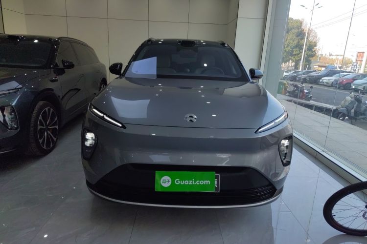 蔚来ES8 2024款 100kWh 签名版车身外观2