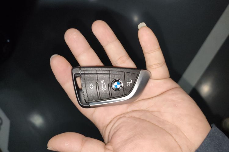 宝马Z4 2022款 sDrive 25i M运动曜夜套装中控内饰11