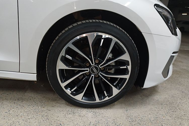 奥迪A3 2023款 改款 Sportback 35 TFSI 豪华致雅型车身外观6001