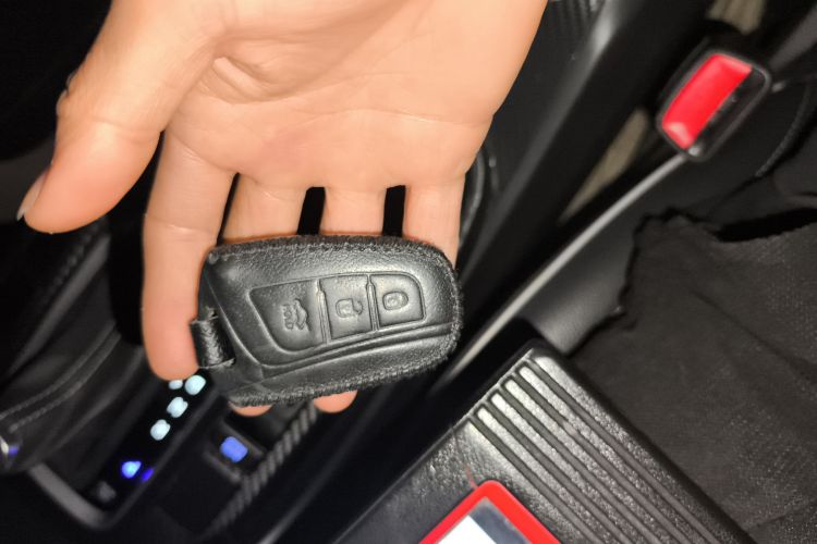 现代 胜达 2017款 2.4L 自动两驱智能型 5座中控内饰7001