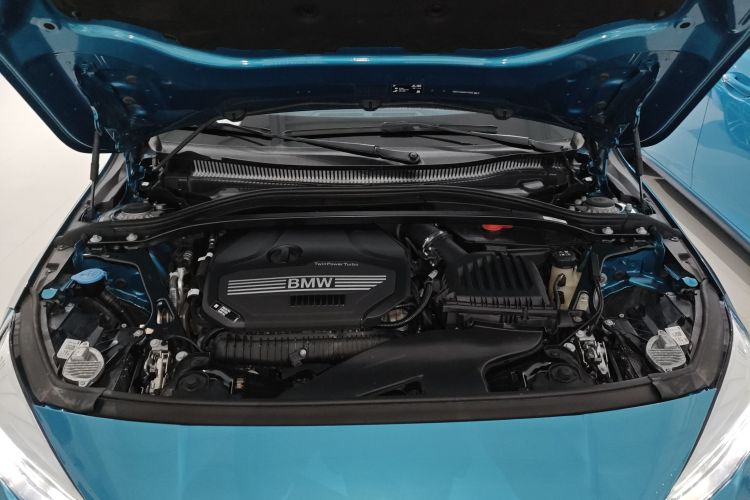 宝马2系(进口) 2021款 225i 四门轿跑车 M运动套装机舱底盘24