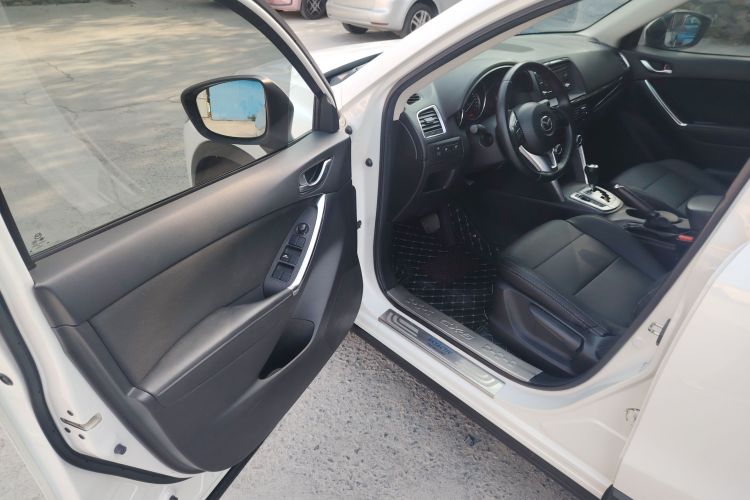 马自达CX-5 2014款 2.0L 自动两驱都市型中控内饰7003