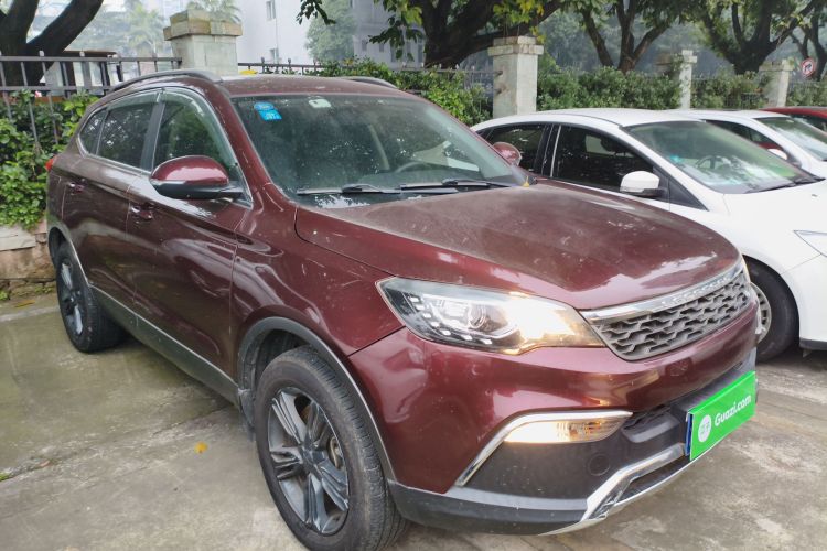 猎豹汽车 猎豹CS10 2017款 1.5T CVT精英型车身外观3