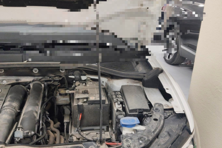 大众 T-ROC探歌 2020款 280TSI DSG两驱舒适型机舱底盘26