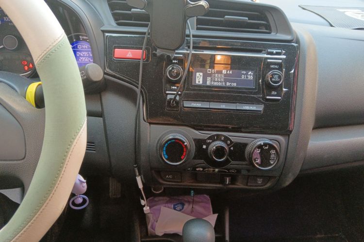 本田 飞度 2016款 1.5L LXS CVT舒适天窗版中控内饰16