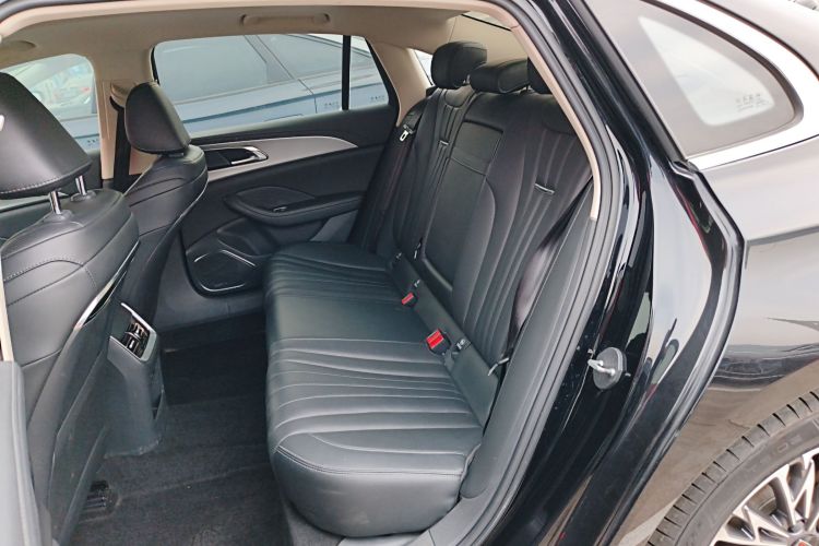 红旗H5 2023款 1.5T DCT智联旗韵版中控内饰21