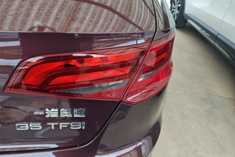 奥迪A3 2016款 Sportback 35 TFSI 进取型车身外观9
