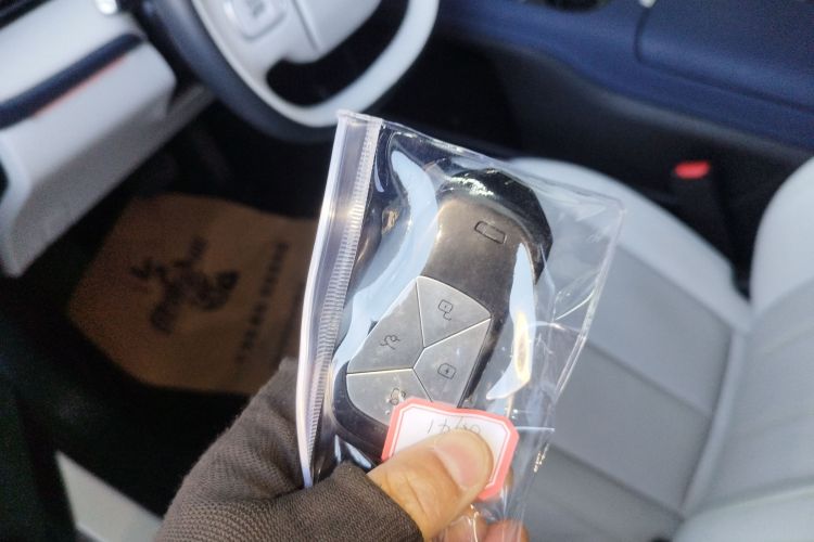 小鹏G6 2023款 755 超长续航 Max中控内饰7001