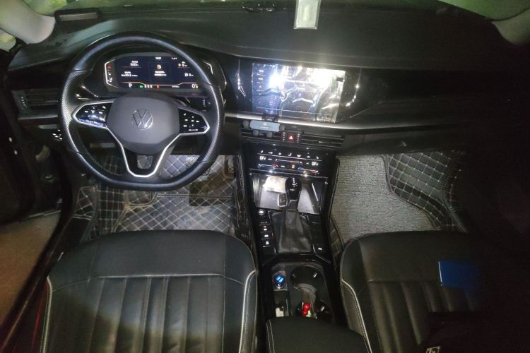 大众 帕萨特 2022款 330TSI 精英版中控内饰7002