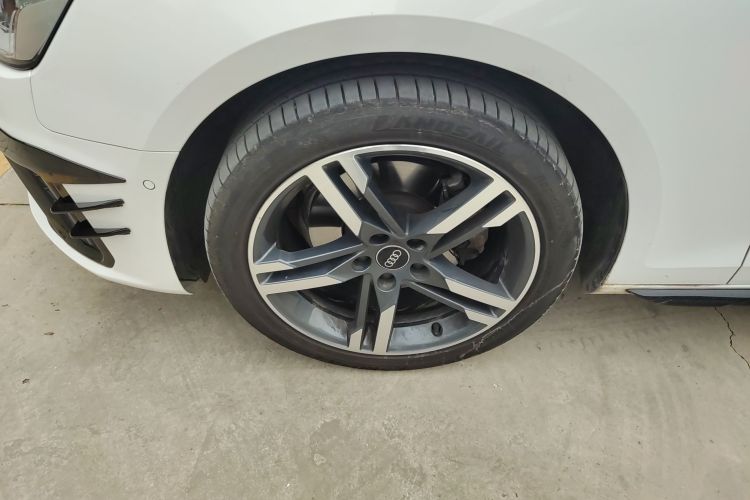 奥迪A4L 2022款 40 TFSI 豪华动感型车身外观6004