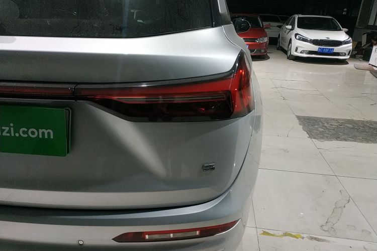 蓝电E5 2023款 1.5L DE-i 100KM畅享型 5座车身外观6006