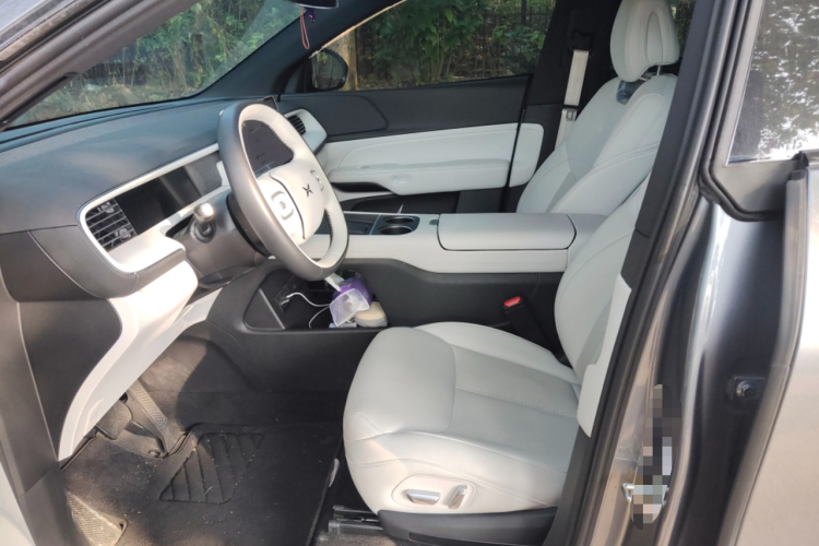 小鹏G6 2023款 580 长续航 Pro中控内饰19