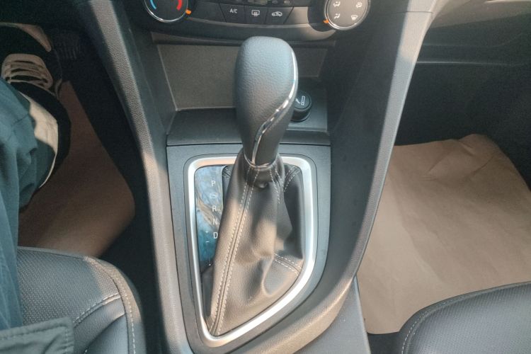 别克 英朗 2021款 改款 典范 1.5L 自动精英型局部细节18