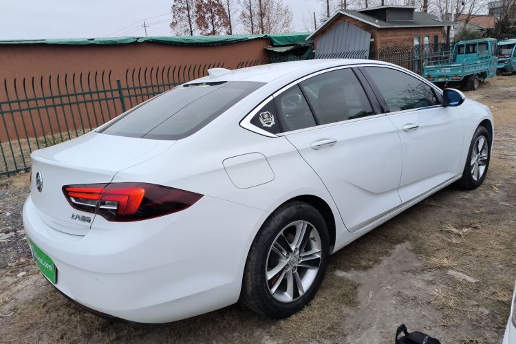 别克 君威 2019款 20T 精英型 国VI车身外观6005