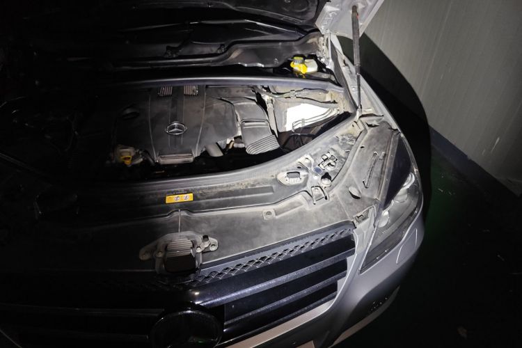 奔驰R级 2017款 R 320 4MATIC 商务型臻藏版局部细节9007