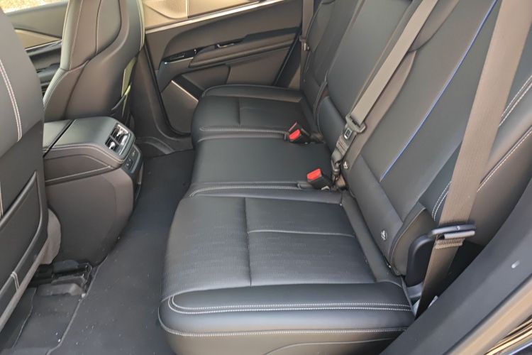 凯迪拉克XT5 2025款 2.0T 尊贵型中控内饰21