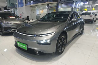 小鹏P7 2022款 670E+